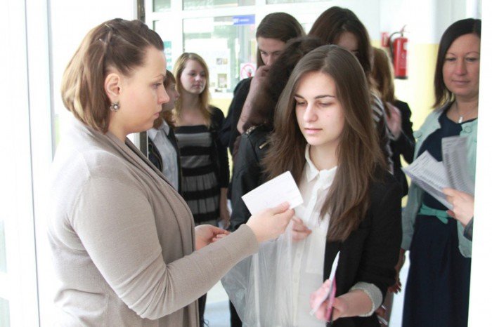 trwaja-testy-gimnazjalne-dzisiaj-przedmioty-scise-foto-51856