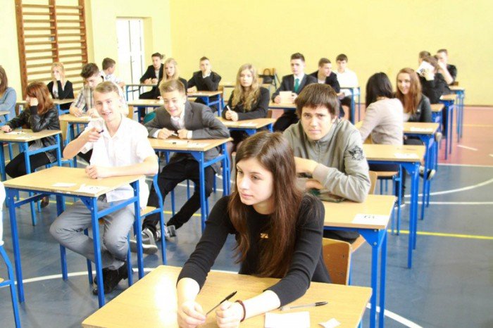 trwaja-testy-gimnazjalne-dzisiaj-przedmioty-scise-foto-51856