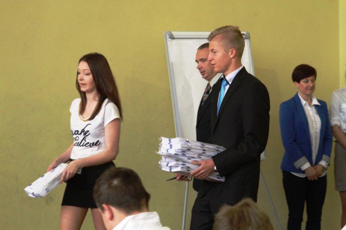 trwaja-testy-gimnazjalne-dzisiaj-przedmioty-scise-foto-51856