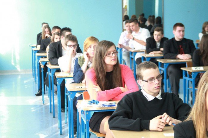 trwaja-testy-gimnazjalne-dzisiaj-przedmioty-scise-foto-51856