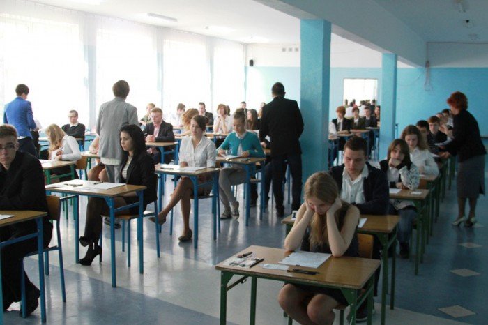 trwaja-testy-gimnazjalne-dzisiaj-przedmioty-scise-foto-51856