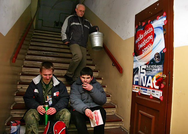 Przeżyjmy jeszcze raz niedzielę, kiedy grała WOPŚ, której towarzyszył Arkadiusz z aparatem fotograficznym.