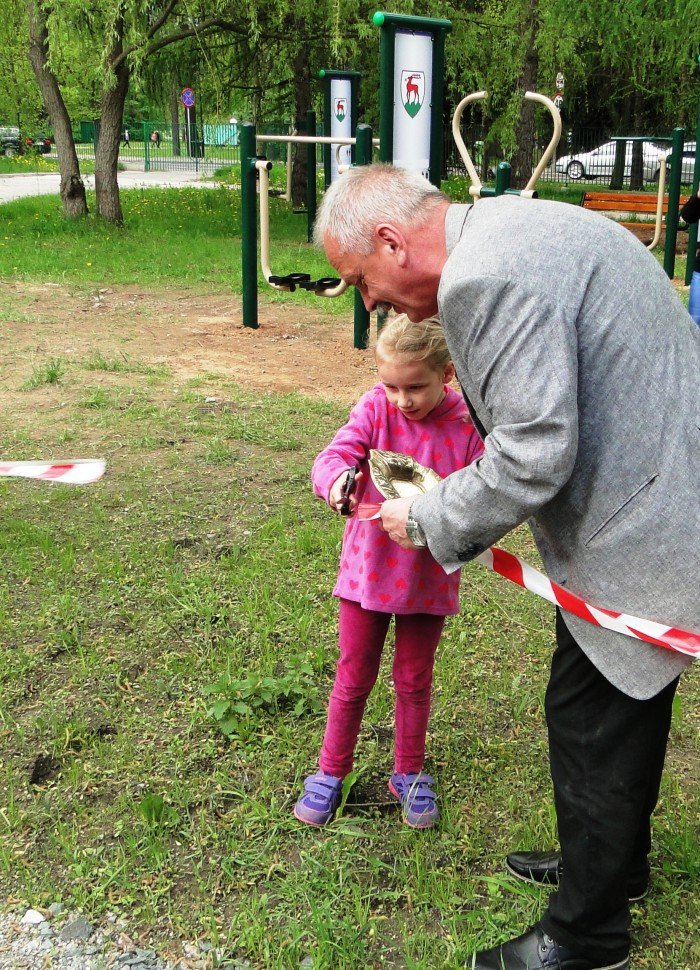 mieszkancy-urzadzili-sobie-park-z-siownia-foto-52003
