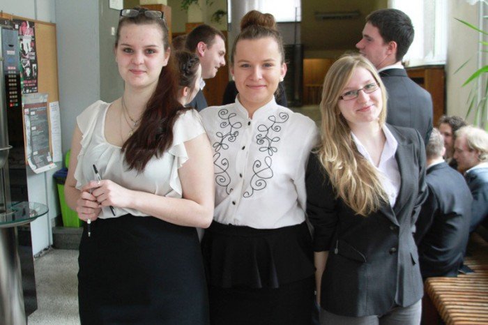 ruszyli-w-maturalny-boj-min-w-ekonomie-foto-52008