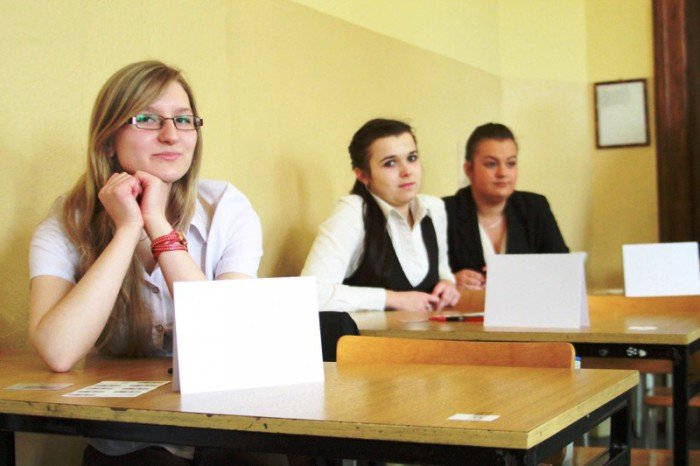 ruszyli-w-maturalny-boj-min-w-ekonomie-foto-52008