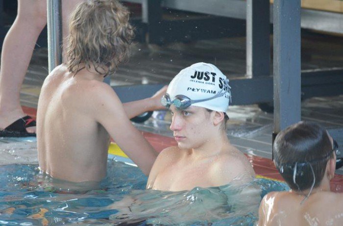 trzynascie-krazkow-pywakow-just-swim-foto-52011