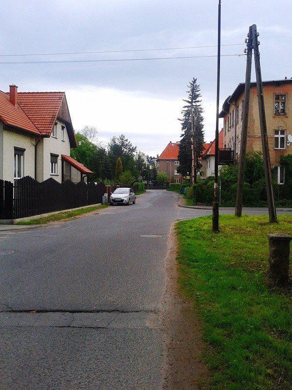 po-latach-mieszkancy-doczekali-sie-remontu-ulicy-foto-52036
