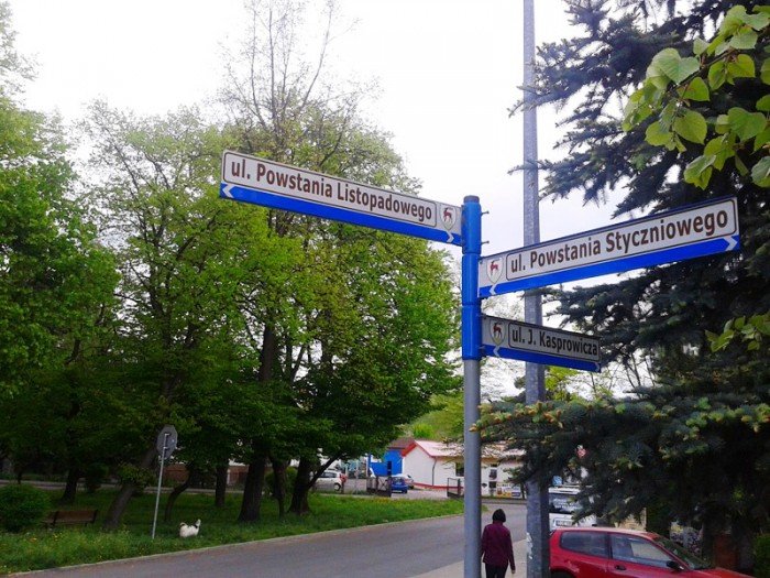 po-latach-mieszkancy-doczekali-sie-remontu-ulicy-foto-52036