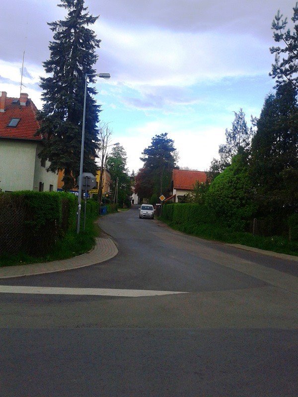 po-latach-mieszkancy-doczekali-sie-remontu-ulicy-foto-52036