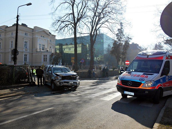 stop-na-skrzyzowaniu-ulic-norwida-i-mickiewicza-foto-52041