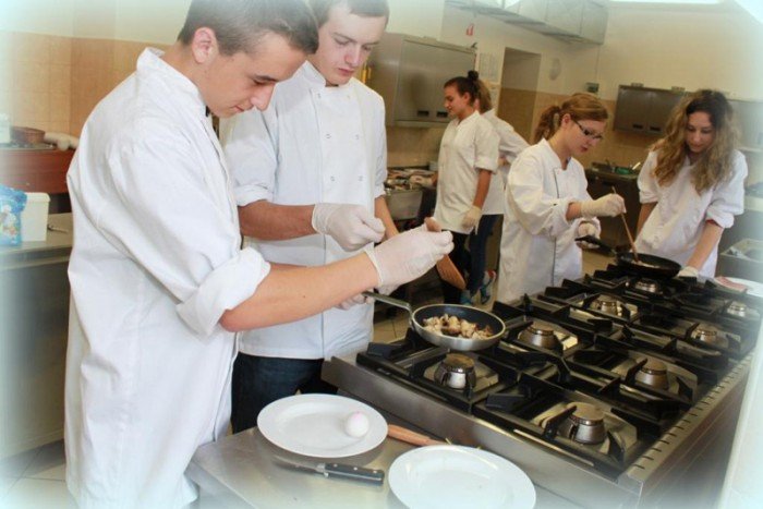 slady-unii-europejskiej-w-handlowce-juz-w-piatek-foto-52042