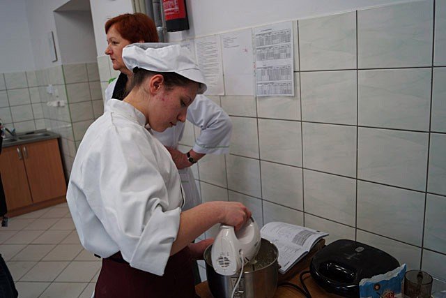 po-sladach-unii-europejskiej-w-handlowce-foto-52076