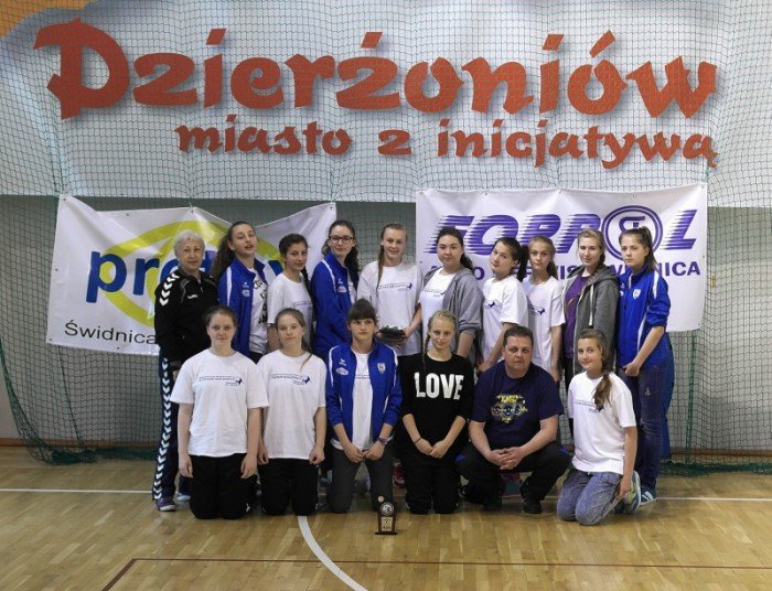 dzierzoniowskie-przetarcie-modziczek-kpru-foto-52114