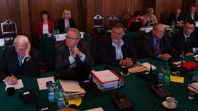 rewitalizacja-fontanny-niezgodna-z-prawem-foto-52143