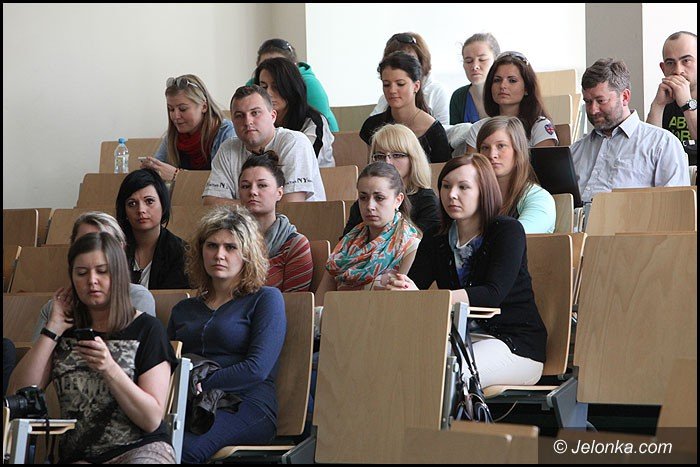 bogdan-zdrojewski-u-jeleniogorskich-studentow-foto-52221