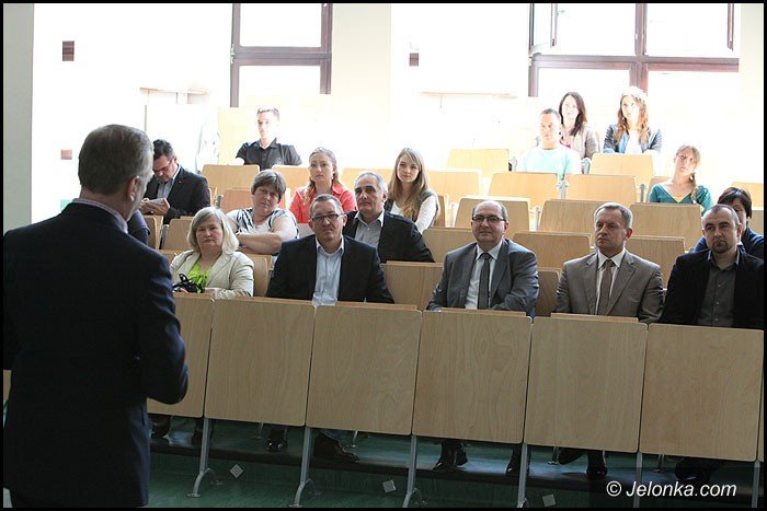 bogdan-zdrojewski-u-jeleniogorskich-studentow-foto-52221