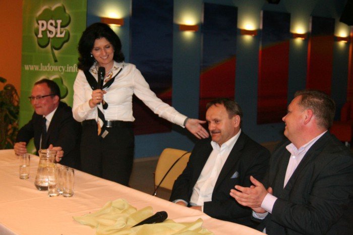 ilona-antoniszynklik-o-oswiacie-ekonomii-ijanuszu-korwinmikke-foto-52234