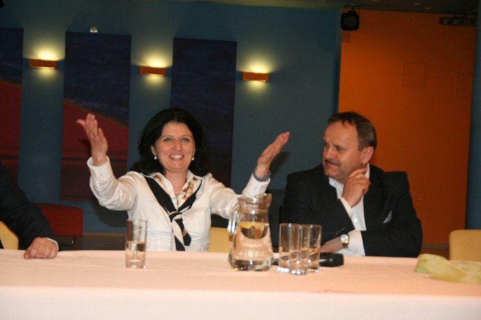 ilona-antoniszynklik-o-oswiacie-ekonomii-ijanuszu-korwinmikke-foto-52234