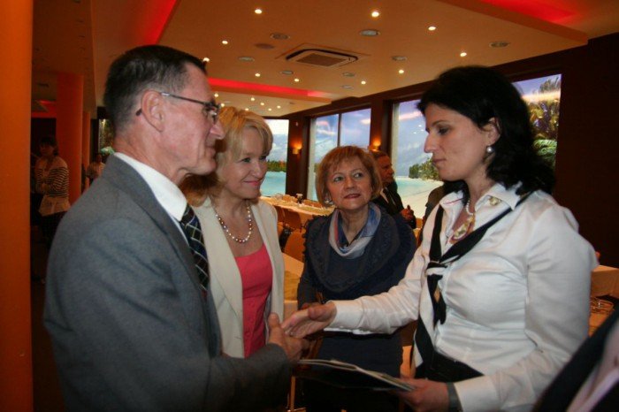 ilona-antoniszynklik-o-oswiacie-ekonomii-ijanuszu-korwinmikke-foto-52234
