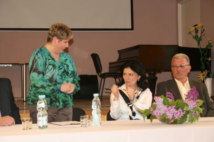 ilona-antoniszynklik-o-oswiacie-ekonomii-ijanuszu-korwinmikke-foto-52234