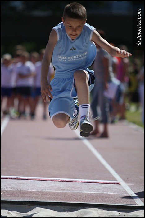 lekkoatletyczne-zmagania-przy-zotniczej-foto-52252