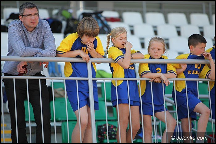 lekkoatletyczne-zmagania-przy-zotniczej-foto-52252