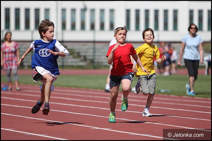lekkoatletyczne-zmagania-przy-zotniczej-foto-52252