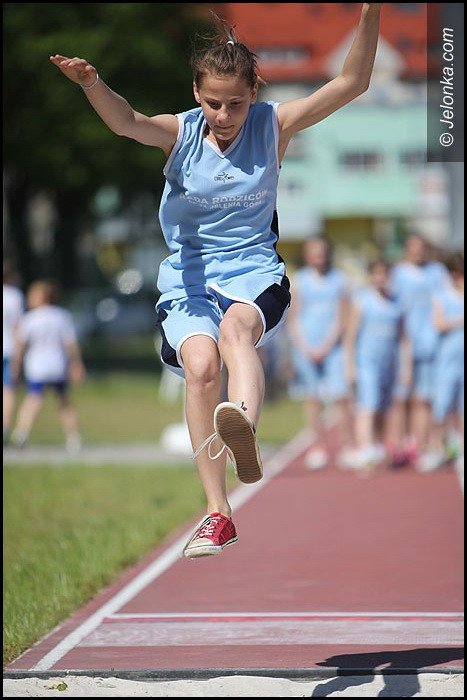 lekkoatletyczne-zmagania-przy-zotniczej-foto-52252