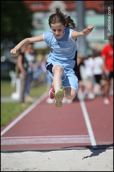 lekkoatletyczne-zmagania-przy-zotniczej-foto-52252