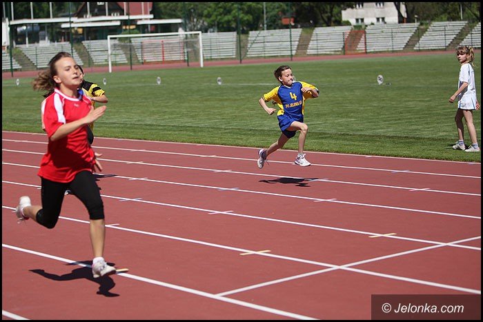lekkoatletyczne-zmagania-przy-zotniczej-foto-52252