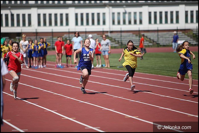 lekkoatletyczne-zmagania-przy-zotniczej-foto-52252