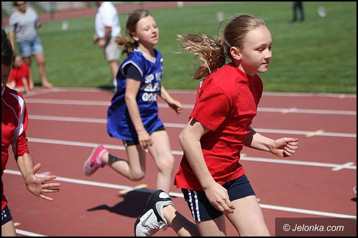 lekkoatletyczne-zmagania-przy-zotniczej-foto-52252
