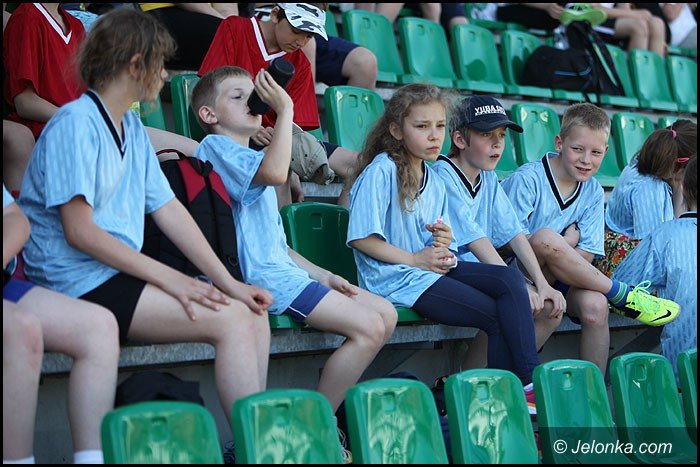 lekkoatletyczne-zmagania-przy-zotniczej-foto-52252