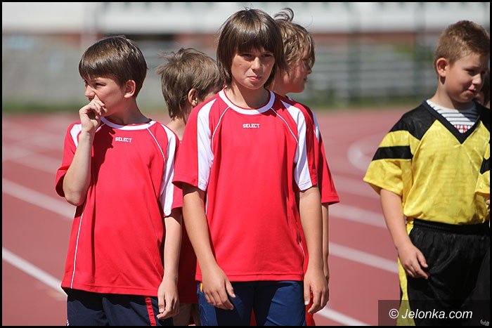lekkoatletyczne-zmagania-przy-zotniczej-foto-52252