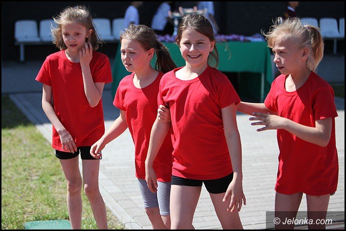 lekkoatletyczne-zmagania-przy-zotniczej-foto-52252