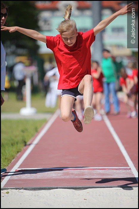 lekkoatletyczne-zmagania-przy-zotniczej-foto-52252