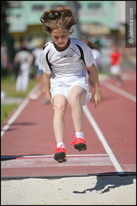 lekkoatletyczne-zmagania-przy-zotniczej-foto-52252