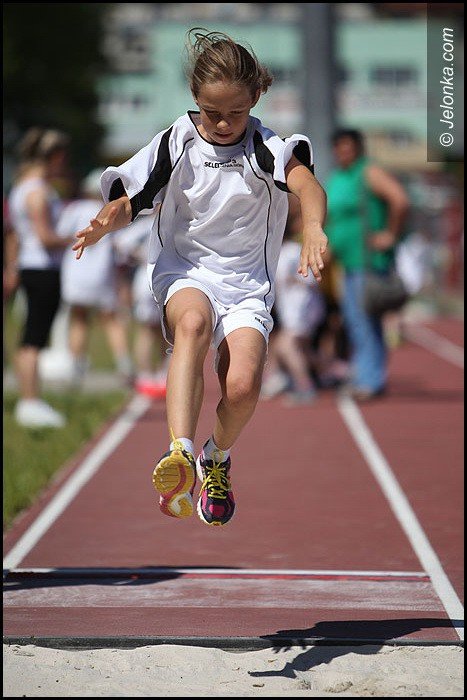lekkoatletyczne-zmagania-przy-zotniczej-foto-52252