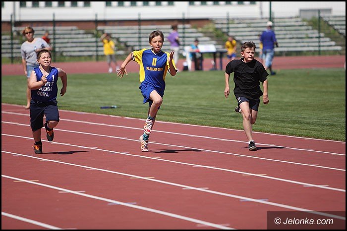 lekkoatletyczne-zmagania-przy-zotniczej-foto-52252