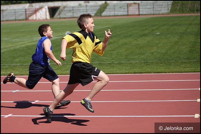 lekkoatletyczne-zmagania-przy-zotniczej-foto-52252