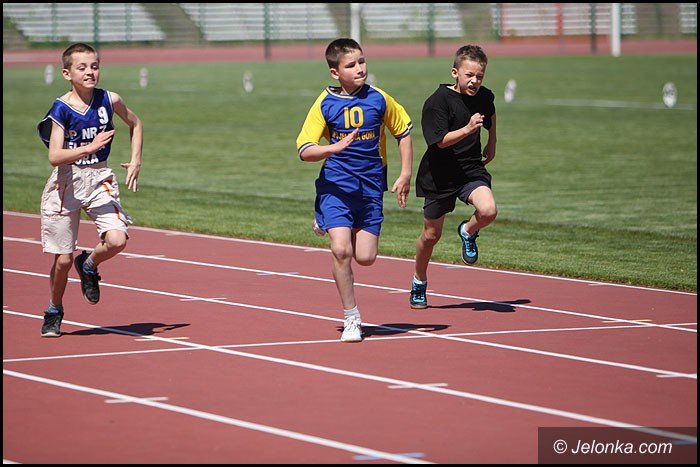 lekkoatletyczne-zmagania-przy-zotniczej-foto-52252