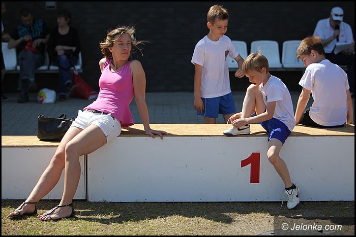 lekkoatletyczne-zmagania-przy-zotniczej-foto-52252