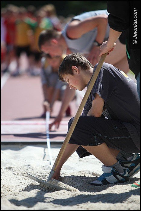 lekkoatletyczne-zmagania-przy-zotniczej-foto-52252