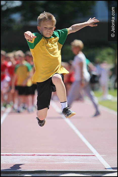 lekkoatletyczne-zmagania-przy-zotniczej-foto-52252