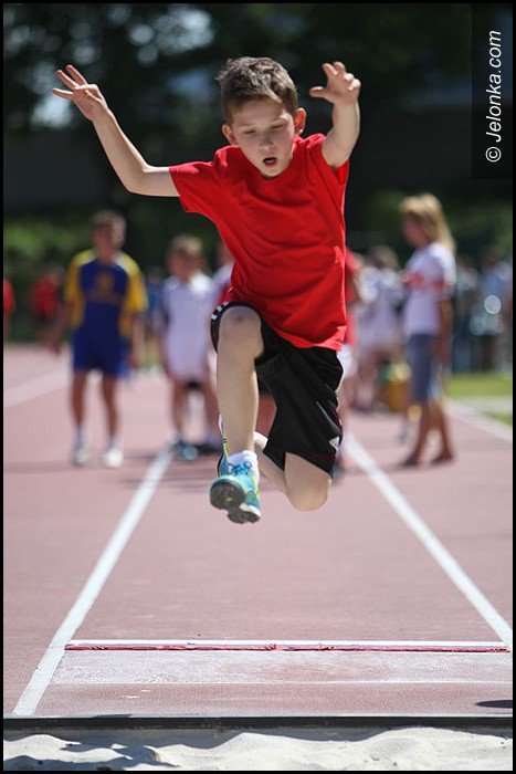 lekkoatletyczne-zmagania-przy-zotniczej-foto-52252