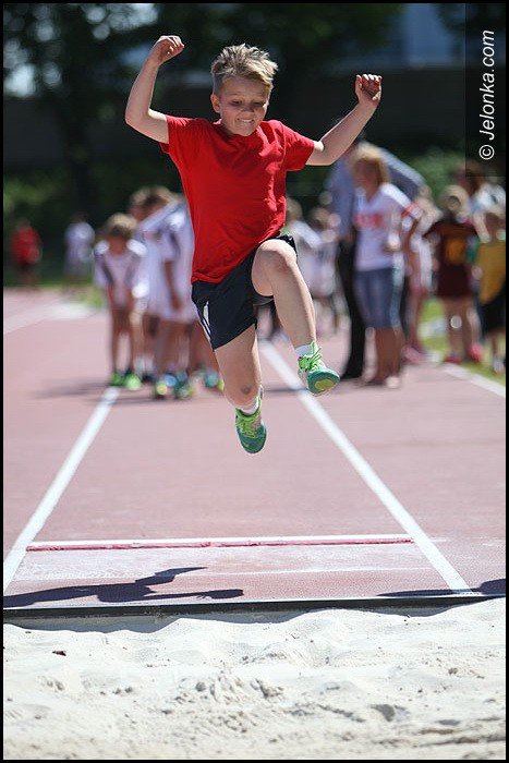 lekkoatletyczne-zmagania-przy-zotniczej-foto-52252