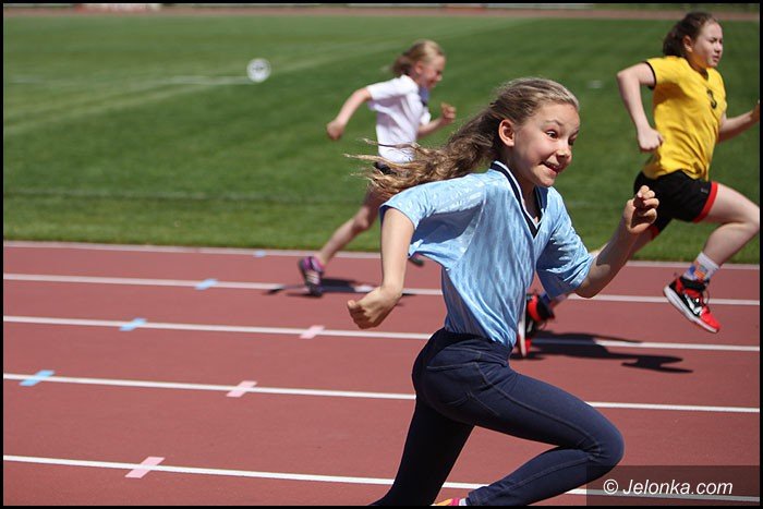 lekkoatletyczne-zmagania-przy-zotniczej-foto-52252