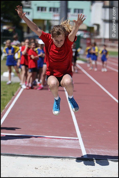 lekkoatletyczne-zmagania-przy-zotniczej-foto-52252
