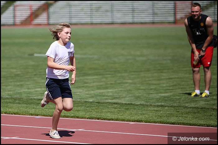 lekkoatletyczne-zmagania-przy-zotniczej-foto-52252