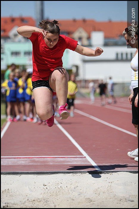lekkoatletyczne-zmagania-przy-zotniczej-foto-52252